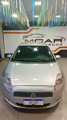 FIAT PUNTO 1.4 ATTRACTIVE 8V FLEX 4P MANUAL FIAT PUNTO 1.4 ATTRACTIVE 8V FLEX 4P MANUAL