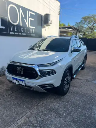 FIAT TORO 2.2 TURBO DIESEL RANCH 4WD AT9 FIAT TORO 2.2 TURBO DIESEL RANCH 4WD AT9