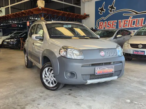 FIAT UNO 1.0 EVO WAY 8V FLEX 4P MANUAL FIAT UNO 1.0 EVO WAY 8V FLEX 4P MANUAL