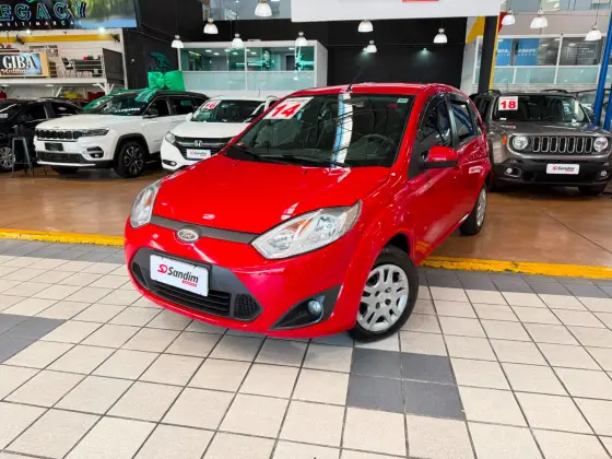 FORD FIESTA 1.6 ROCAM SE PLUS HATCH 8V FLEX 4P MANUAL FORD FIESTA 1.6 ROCAM SE PLUS HATCH 8V FLEX 4P MANUAL
