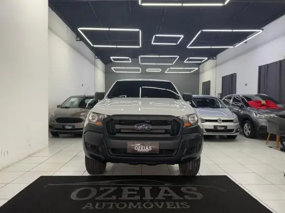 /en/city/cate-car-used-car/ford-ranger-2023-2-2-xl-4x4-cs-16v-diesel-2p-manual-48482734921877504/-2