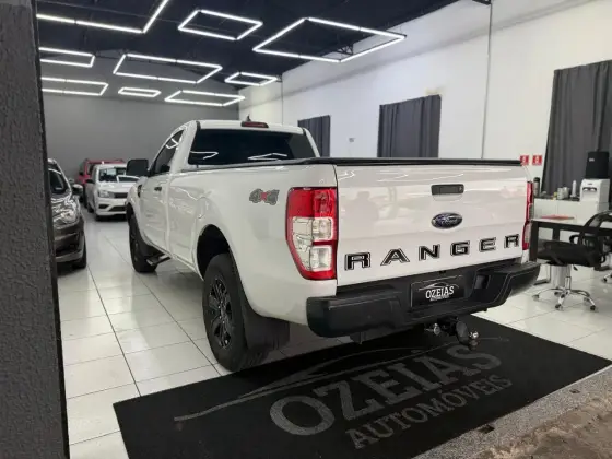 /en/city/cate-car-used-car/ford-ranger-2023-2-2-xl-4x4-cs-16v-diesel-2p-manual-48482734921877504/-12