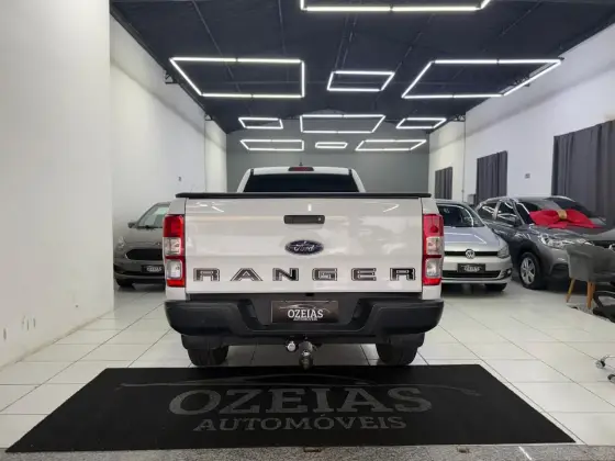 /en/city/cate-car-used-car/ford-ranger-2023-2-2-xl-4x4-cs-16v-diesel-2p-manual-48482734921877504/-14