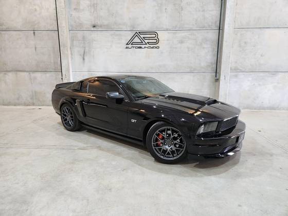 FORD MUSTANG 4.6 GT COUPÉ V8 24V GASOLINA 2P AUTOMÁTICO
