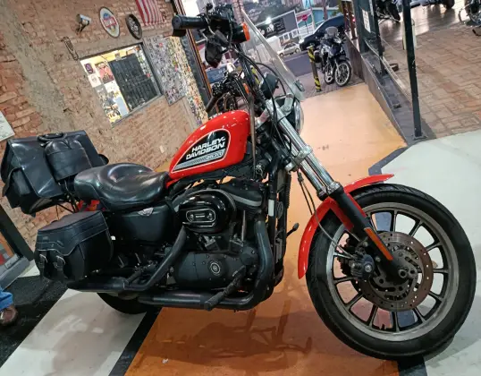 HARLEY-DAVIDSON SPORTSTER XL 883 R HARLEY-DAVIDSON SPORTSTER XL 883 R