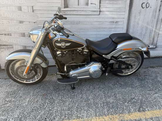 HARLEY-DAVIDSON-SOFTAIL FAT BOY-2019