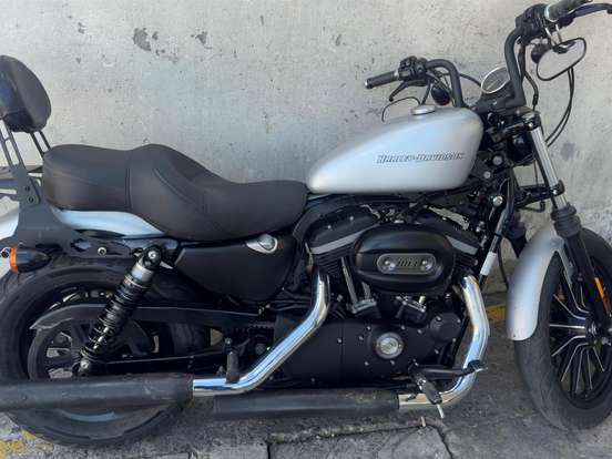 HARLEY-DAVIDSON-SPORTSTER IRON 883 HARLEY-DAVIDSON-SPORTSTER IRON 883-2010