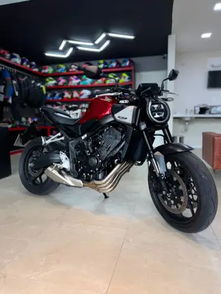 HONDA CB 650R E-CLUTCH HONDA CB 650R E-CLUTCH