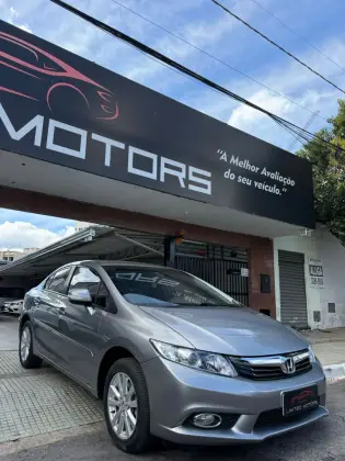 HONDA CIVIC 2.0 LXR 16V FLEX 4P AUTOMÁTICO HONDA CIVIC 2.0 LXR 16V FLEX 4P AUTOMÁTICO
