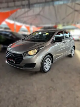 HYUNDAI HB20 1.0 COMFORT PLUS 12V FLEX 4P MANUAL HYUNDAI HB20 1.0 COMFORT PLUS 12V FLEX 4P MANUAL