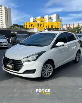 HYUNDAI HB20 1.0 COMFORT PLUS 12V FLEX 4P MANUAL HYUNDAI HB20 1.0 COMFORT PLUS 12V FLEX 4P MANUAL