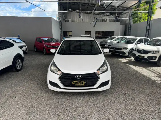 HYUNDAI HB20 1.0 COMFORT PLUS 12V TURBO FLEX 4P MANUAL HYUNDAI HB20 1.0 COMFORT PLUS 12V TURBO FLEX 4P MANUAL