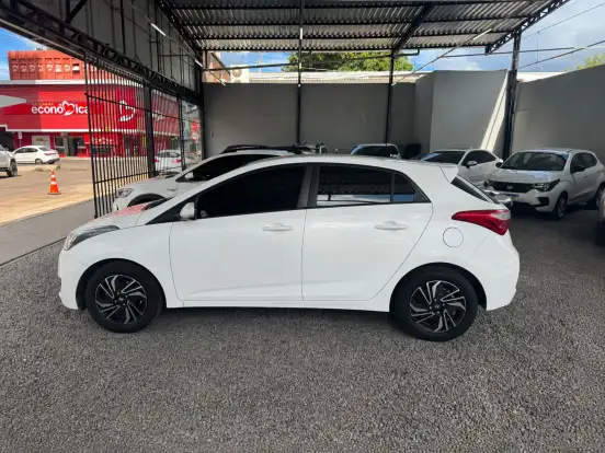 HYUNDAI-HB20-2018