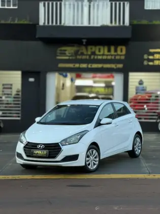 HYUNDAI HB20 1.6 COMFORT PLUS 16V FLEX 4P AUTOMÁTICO HYUNDAI HB20 1.6 COMFORT PLUS 16V FLEX 4P AUTOMÁTICO