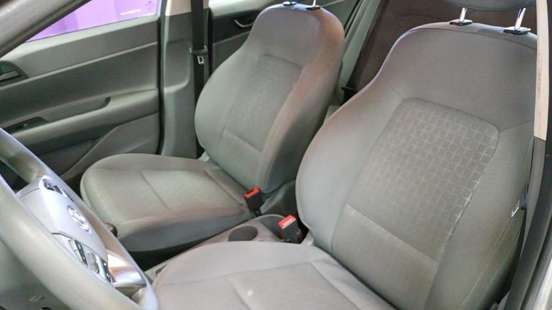 HYUNDAI-HB20S-2024