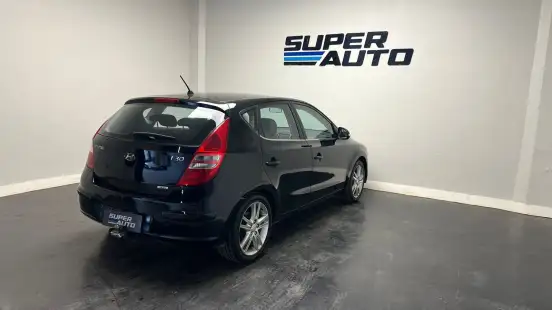 HYUNDAI-I30-2009