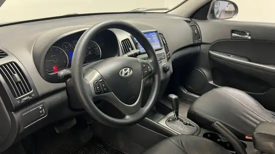 HYUNDAI-I30-2009
