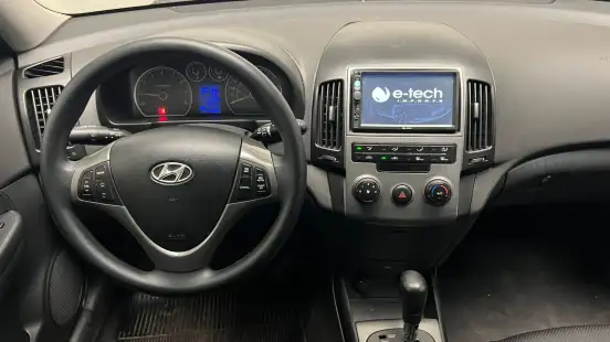 HYUNDAI-I30-2009