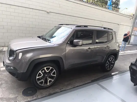 JEEP RENEGADE 1.8 16V FLEX LONGITUDE 4P AUTOMÁTICO JEEP RENEGADE 1.8 16V FLEX LONGITUDE 4P AUTOMÁTICO