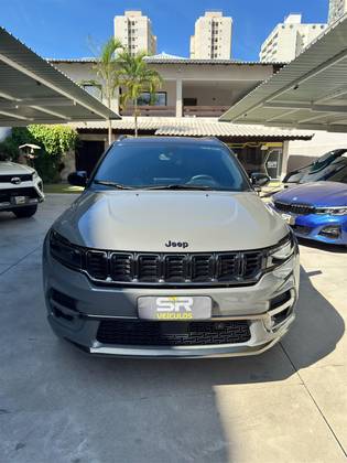 JEEP COMMANDER 2.0 HURRICANE 4 TURBO GASOLINA BLACKHAWK AT9