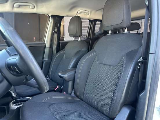 JEEP-RENEGADE-2016
