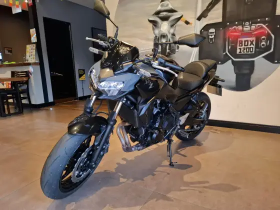 KAWASAKI Z650 ABS KAWASAKI Z650 ABS
