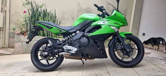 KAWASAKI-NINJA 650R-2011