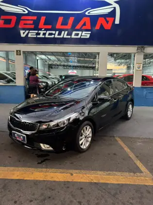 KIA CERATO 1.6 SX 16V FLEX 4P AUTOMÁTICO KIA CERATO 1.6 SX 16V FLEX 4P AUTOMÁTICO