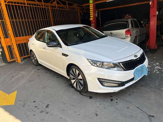KIA-OPTIMA-2012