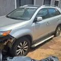 KIA SORENTO 3.5 V6 GASOLINA EX 7L AUTOMATICO KIA SORENTO 3.5 V6 GASOLINA EX 7L AUTOMATICO