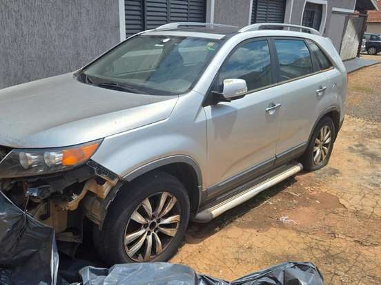 KIA-SORENTO-3.5 V6 GASOLINA EX 7L AUTOMATICO KIA-SORENTO-2010