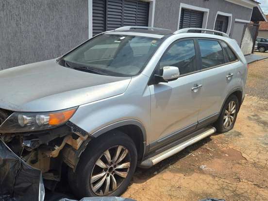 KIA-SORENTO-3.5 V6 GASOLINA EX 7L AUTOMATICO KIA-SORENTO-2010