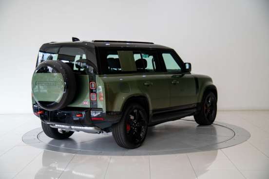 LAND ROVER-DEFENDER-2026
