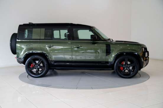 LAND ROVER-DEFENDER-2026