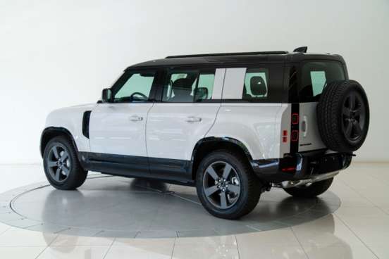 LAND ROVER-DEFENDER-2026