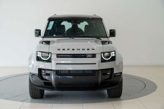 LAND ROVER-DEFENDER-2026