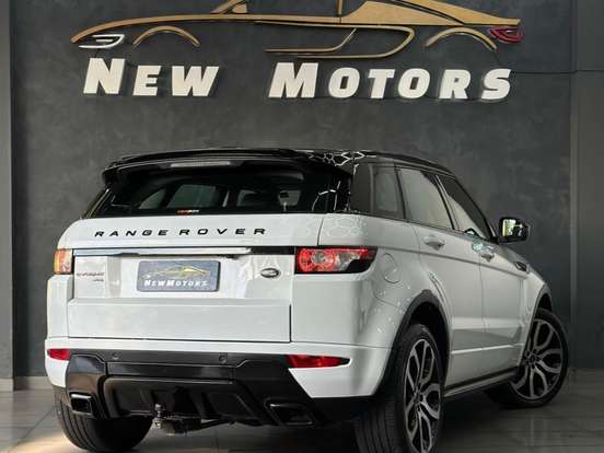LAND ROVER-RANGE ROVER EVOQUE-2.0 DYNAMIC BLACK 4WD 16V GASOLINA 4P AUTOMÁTICO LAND ROVER-RANGE ROVER EVOQUE-2015