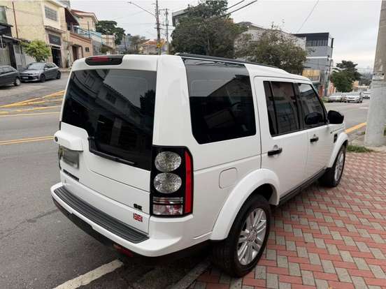 LAND ROVER-DISCOVERY 4-3.0 SE 4X4 V6 24V BI-TURBO DIESEL 4P AUTOMÁTICO LAND ROVER-DISCOVERY 4-2014