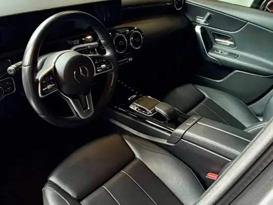 MERCEDES-BENZ-A 250-2.0 CGI GASOLINA 7G-DCT MERCEDES-BENZ-A 250-2019