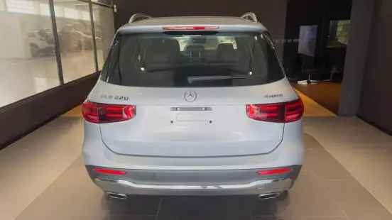 MERCEDES-BENZ-GLB 220-2025