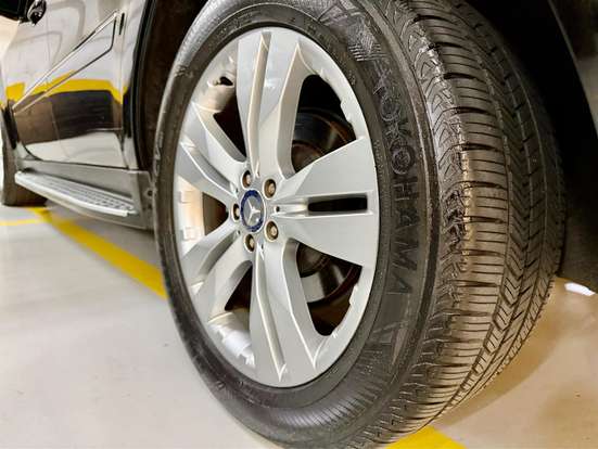 MERCEDES-BENZ-GL 500-2010