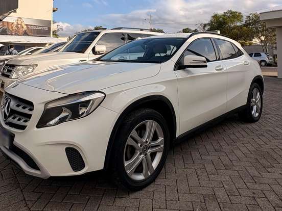 MERCEDES-BENZ-GLA 200-1.6 CGI FLEX STYLE 7G-DCT MERCEDES-BENZ-GLA 200-2018