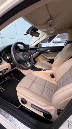 MERCEDES-BENZ-GLA 200-1.6 CGI FLEX STYLE 7G-DCT MERCEDES-BENZ-GLA 200-2018