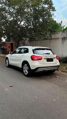 MERCEDES-BENZ-GLA 200-2014