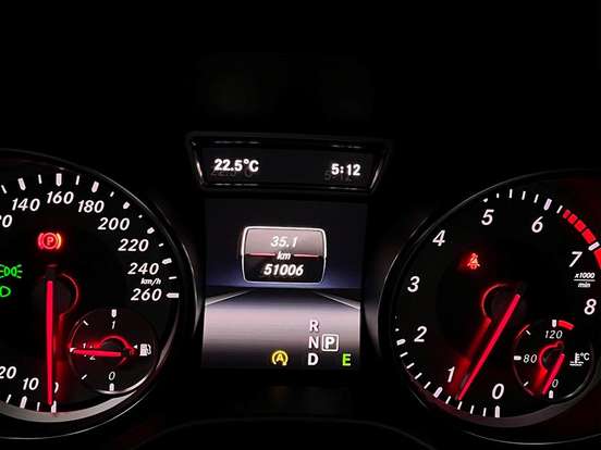 MERCEDES-BENZ-GLA 200-1.6 CGI VISION 16V TURBO GASOLINA 4P AUTOMÁTICO MERCEDES-BENZ-GLA 200-2014