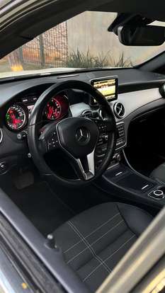 MERCEDES-BENZ-GLA 200-2014