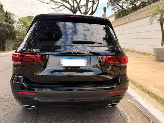 MERCEDES-BENZ-GLB 200-2022