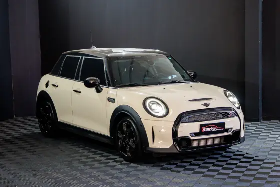 MINI COOPER 2.0 16V TWINPOWER GASOLINA S TOP 4P STEPTRONIC MINI COOPER 2.0 16V TWINPOWER GASOLINA S TOP 4P STEPTRONIC