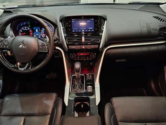 MITSUBISHI-ECLIPSE CROSS-1.5 MIVEC TURBO GASOLINA HPE CVT MITSUBISHI-ECLIPSE CROSS-2023