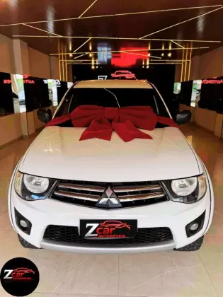 MITSUBISHI L200 TRITON 2.4 HLS 4X2 CD 16V FLEX 4P MANUAL MITSUBISHI L200 TRITON 2.4 HLS 4X2 CD 16V FLEX 4P MANUAL